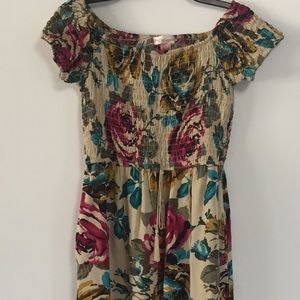 Floral off the shoulder maxi dress